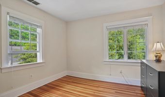 78 Hoyts Hl, Bethel, CT 06801