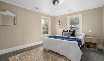1122 Wade St, Aliquippa, PA 15001