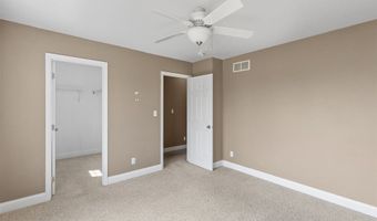 839 Poe Ave, Ames, IA 50014