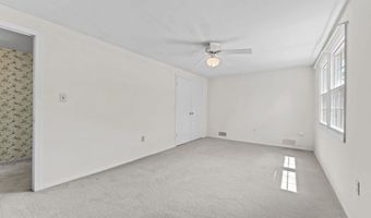 2902 STONYBROOK Dr, Bowie, MD 20715