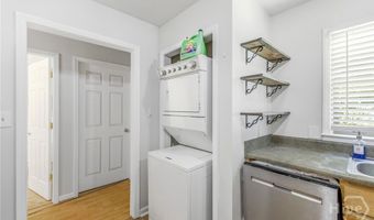 205 Pineview Dr A, Athens, GA 30606
