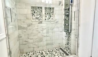 204 Hillside Ave, Bergenfield, NJ 07621