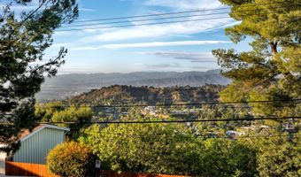 8615 Skyline Dr, Los Angeles, CA 90046
