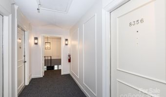 8356 Meadow Lakes Dr, Charlotte, NC 28210