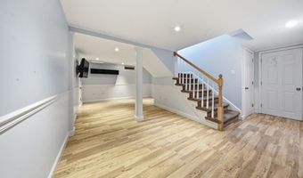 7 Sherborne Cir, Ashland, MA 01721