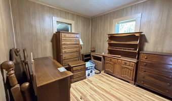 110 Fisher St, Andrews, NC 28901