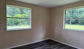 134 Lynwood Dr, Bainbridge, GA 39819
