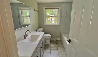 33 Howard Ave, North Providence, RI 02911