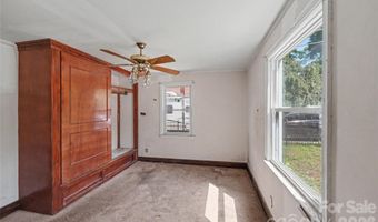 1212 Meadow Ln, Charlotte, NC 28205