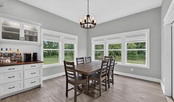 803 NE Lakota Dr, Adrian, MO 64720