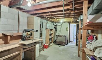 1111 Kingsbury St, Belle Fourche, SD 57717