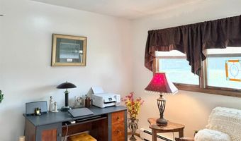 5484 Meadow Ln, Aurora, MN 55705