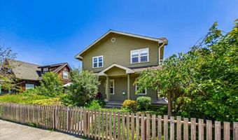 2966 Janes Creek Dr, Arcata, CA 95521