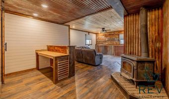 15 Arrowhead Dr, Cody, WY 82414