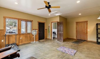 2245 Colestin Rd, Ashland, OR 97520