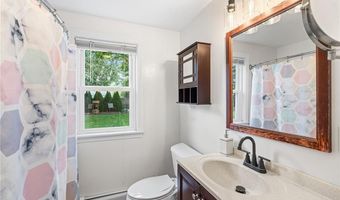 76 Baird Ave, North Providence, RI 02904
