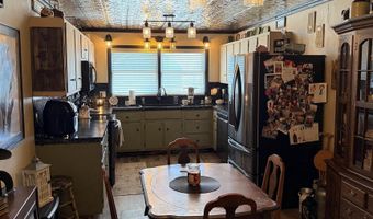256 W Hoosier St, Berne, IN 46711