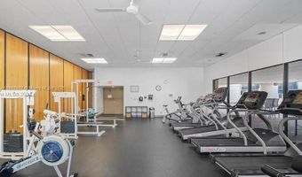20301 W Country Club Dr 1025, Aventura, FL 33180