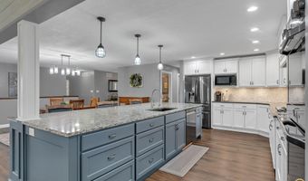 8244 SW Indian Hills Rd, Auburn, KS 66402