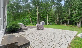 1672 E Ryan Woods Cir, Allegan, MI 49010