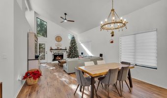 2345 W SHAWNEE Dr, Chandler, AZ 85224