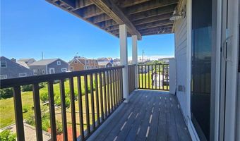 9 Arbeth Rd, Narragansett, RI 02879