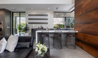 21 Drifting Shadow Way, Las Vegas, NV 89135