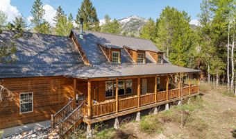 9 PINE St, Alpine, WY 83128