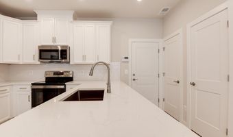 43798 MIDDLEWAY Ter, Ashburn, VA 20147