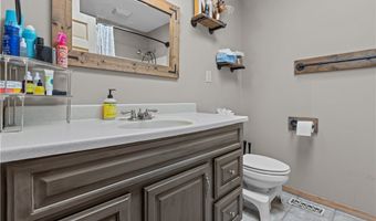 331 Rolling Hills Rd, Economy, PA 15042
