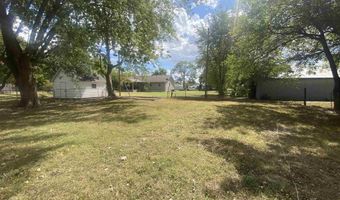 304 E 3rd, Appleton City, MO 64724