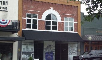 106 Broad St, Bainbridge, GA 39817