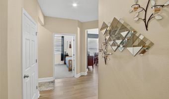 307 BLUEWATER FALLS Ct, Apollo Beach, FL 33572