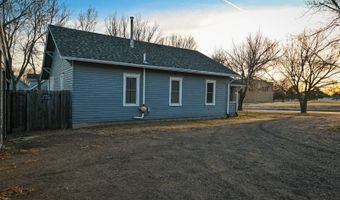 720 10th St, Beaver City, NE 68926