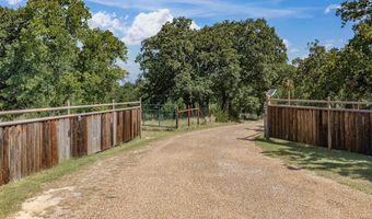 466 County Road 1180, Alvord, TX 76225