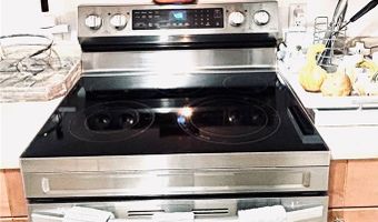 13111 Sierra Hwy, Agua Dulce, CA 91390