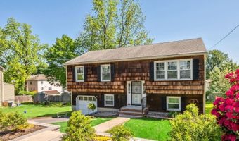 21 Liberty St, Andover, NJ 07801