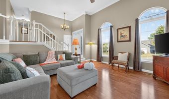 1452 Cedar Bluff Dr, Ballwin, MO 63021