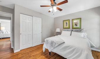 345 Norwood Cir, Ballwin, MO 63011