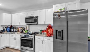 76 W 25th St, Bayonne, NJ 07002