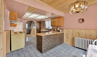 87 School St, Ahmeek, MI 49901
