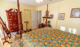 19230 Sterling Dr, Abingdon, VA 24211