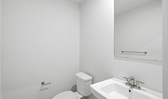 5 PELHAM Ln, Bayville, NJ 08721