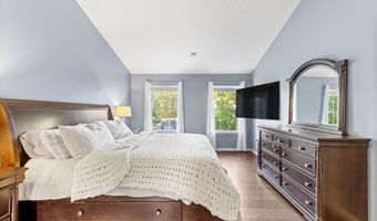 14 Brittany Dr, Bayville, NJ 08721