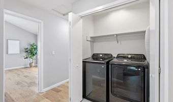 215 Piedmont Dr, Ashland, OR 97520