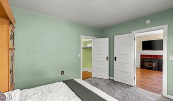 344 S 3RD St, Athena, OR 97813