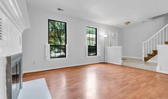 242 Perth Hill Ct, Aberdeen, NJ 07747