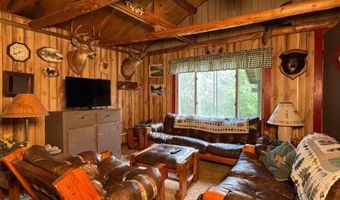 8002 HOLLY Ln, Alvin, WI 54542