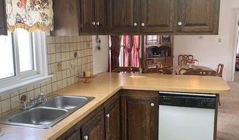 44 Castle Rd, Attleboro, MA 02703