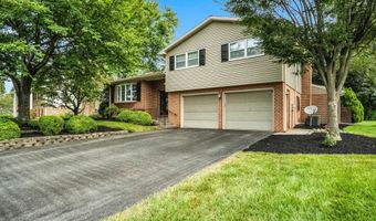 71 OBSIDIAN Dr, Chambersburg, PA 17202